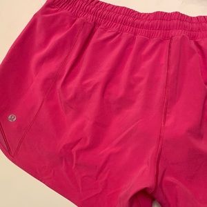 Lululemon Hotty Hot shorts size 14